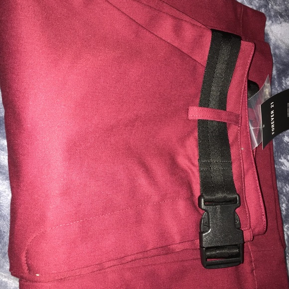 NWT Burgandy Wide Leg Pants with belt Medium - Picture 3 of 3